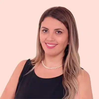 Carolina Carrillo, Sostiene